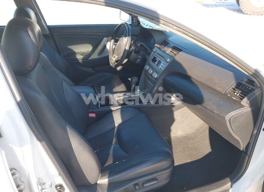Photo 5 of 2011 Toyota Camry SE (VIN 4T1BF3EK2BU776530)