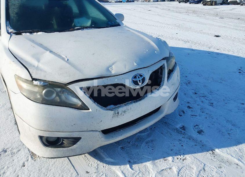 Photo 6 of 2011 Toyota Camry SE (VIN 4T1BF3EK2BU776530)