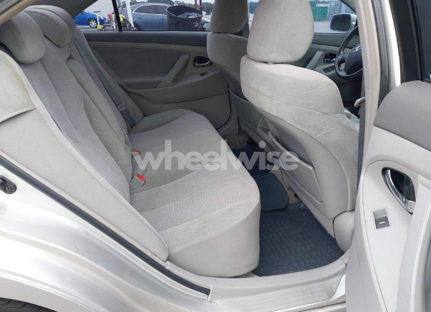 Photo 8 of 2010 Toyota Camry LE (VIN 4T1BF3EK3AU028027)