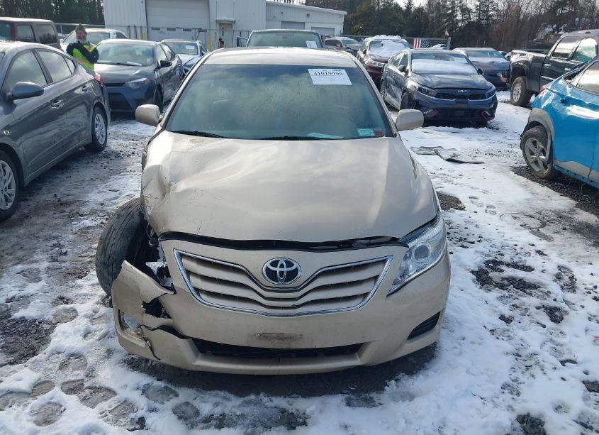 Photo 11 of 2010 Toyota Camry (VIN 4T1BF3EK3AU040940)