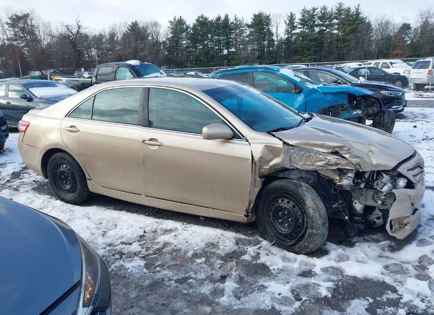 Photo 12 of 2010 Toyota Camry (VIN 4T1BF3EK3AU040940)