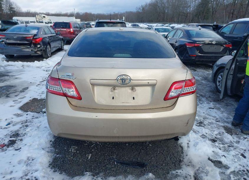 Photo 15 of 2010 Toyota Camry (VIN 4T1BF3EK3AU040940)