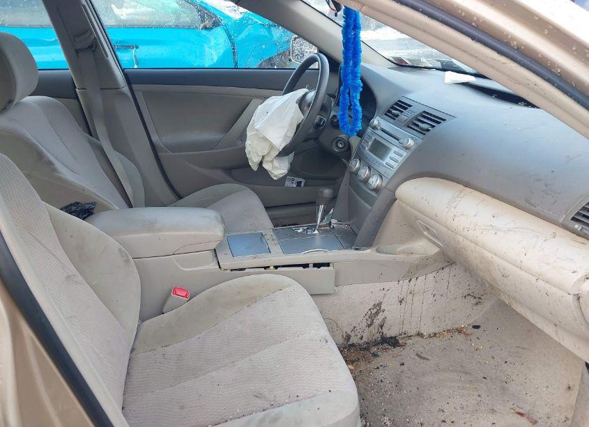 Photo 5 of 2010 Toyota Camry (VIN 4T1BF3EK3AU040940)