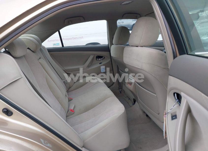 Photo 8 of 2010 Toyota Camry LE (VIN 4T1BF3EK3AU045264)