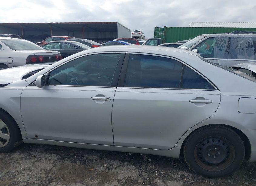 Photo 14 of 2010 Toyota Camry LE (VIN 4T1BF3EK3AU050562)