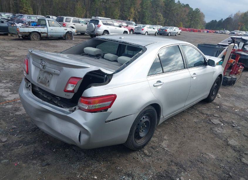 Photo 4 of 2010 Toyota Camry LE (VIN 4T1BF3EK3AU050562)