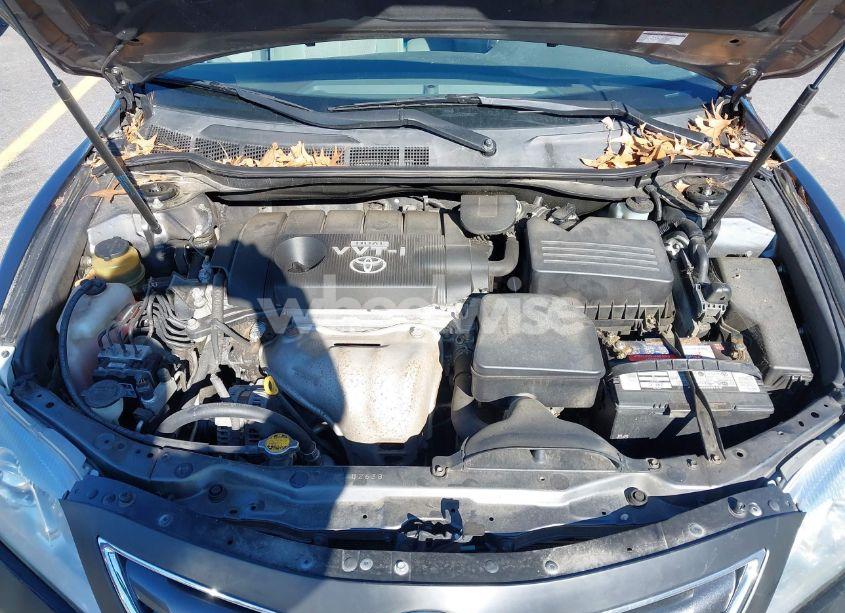 Photo 10 of 2010 Toyota Camry LE (VIN 4T1BF3EK3AU053588)