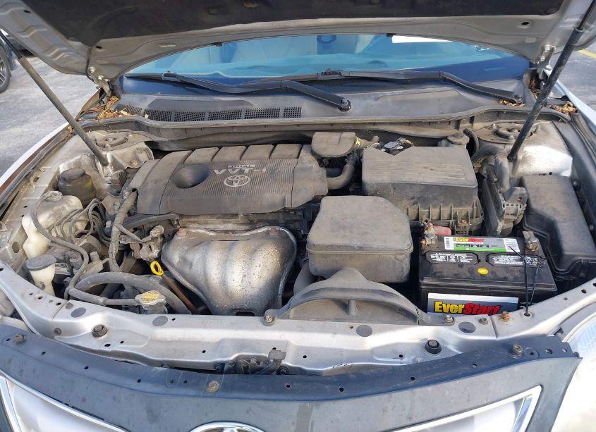 Photo 10 of 2010 Toyota Camry LE (VIN 4T1BF3EK3AU054949)