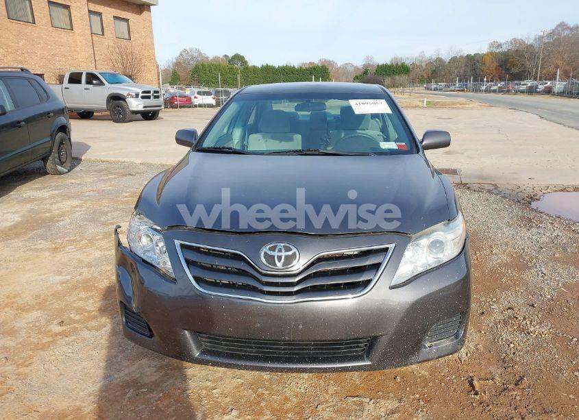 Photo 12 of 2010 Toyota Camry LE (VIN 4T1BF3EK3AU065627)