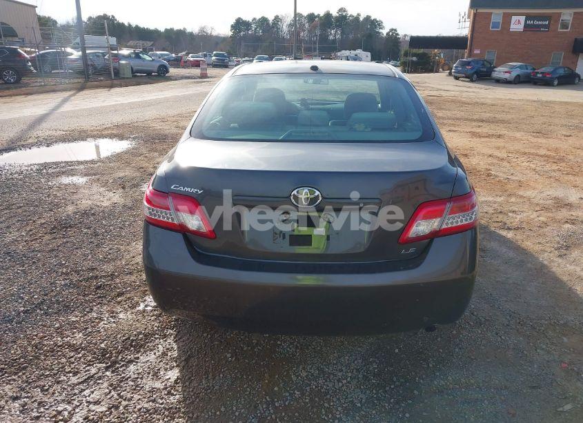 Photo 16 of 2010 Toyota Camry LE (VIN 4T1BF3EK3AU065627)