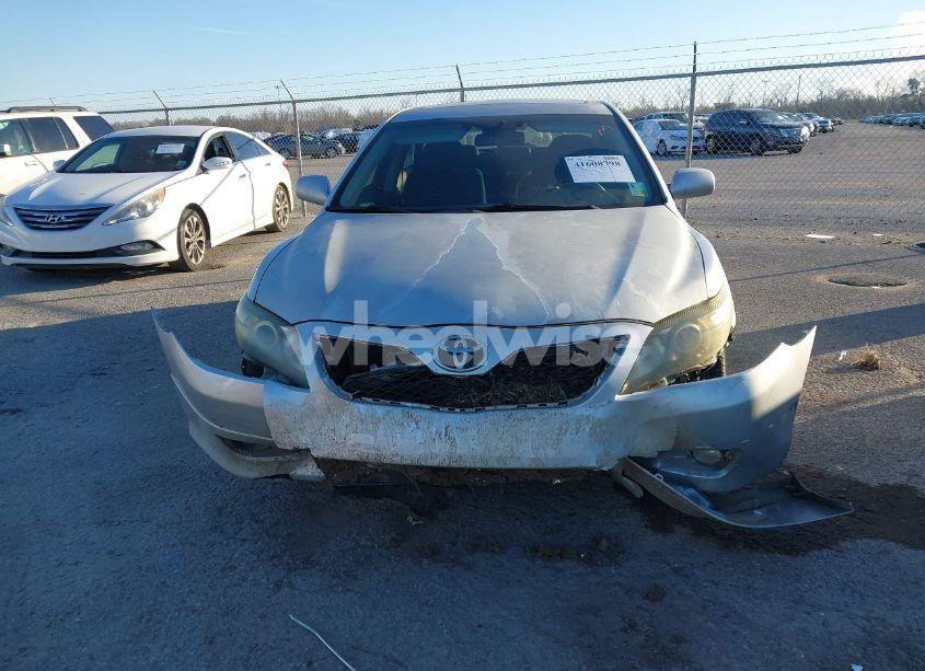 Photo 6 of 2010 Toyota Camry SE (VIN 4T1BF3EK3AU070293)