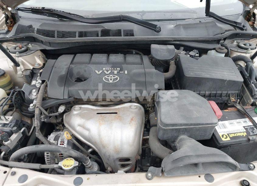 Photo 10 of 2010 Toyota Camry LE (VIN 4T1BF3EK3AU074912)