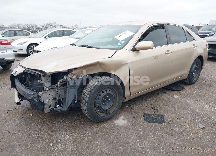 Photo 2 of 2010 Toyota Camry LE (VIN 4T1BF3EK3AU074912)