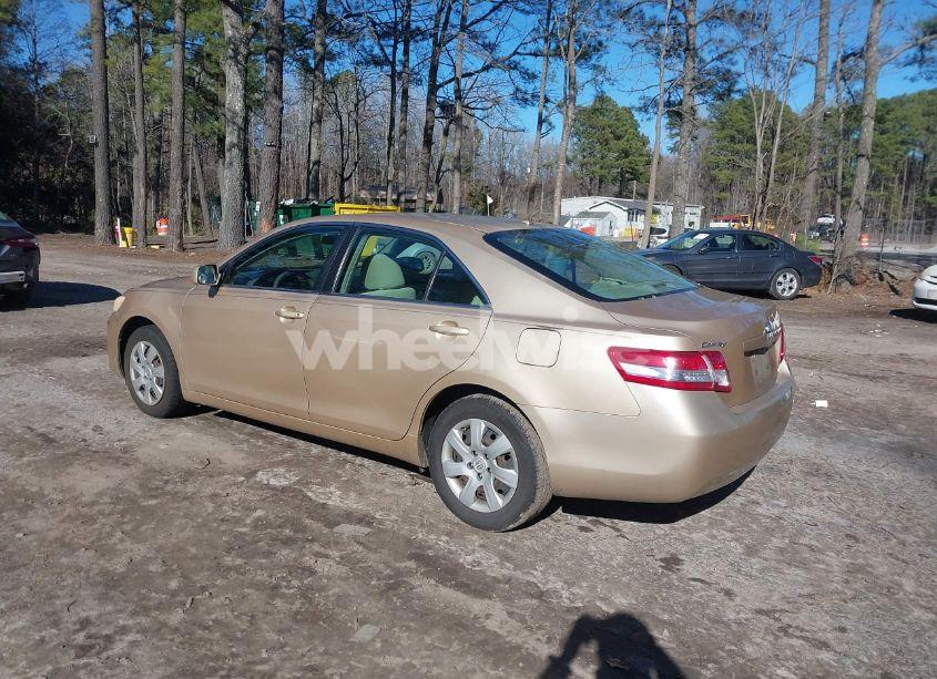 Photo 3 of 2010 Toyota Camry LE (VIN 4T1BF3EK3AU081259)