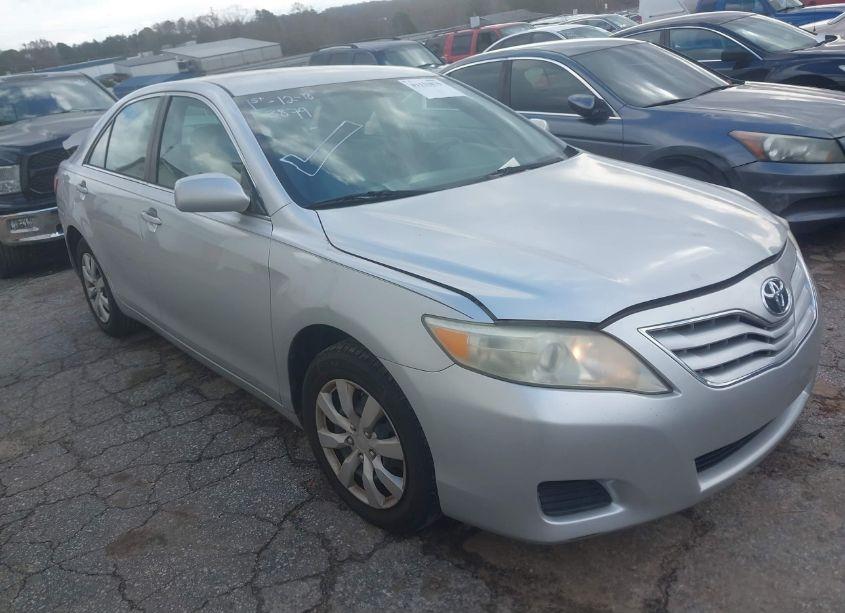 2010 Toyota Camry LE (VIN 4T1BF3EK3AU091113) main photo