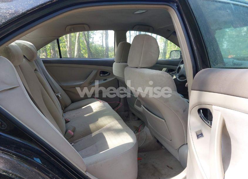 Photo 8 of 2010 Toyota Camry LE (VIN 4T1BF3EK3AU109237)