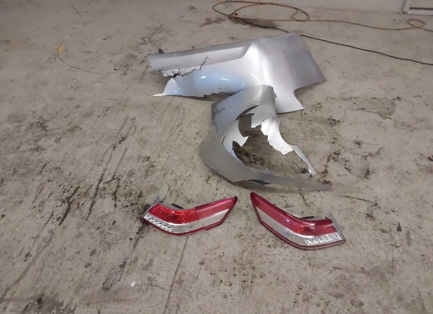 Photo 12 of 2010 Toyota Camry LE (VIN 4T1BF3EK3AU113109)