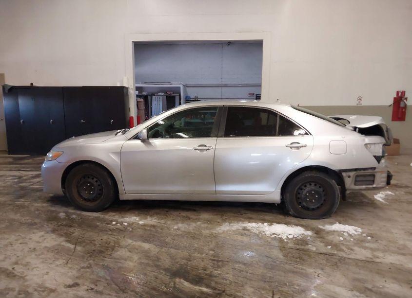 Photo 15 of 2010 Toyota Camry LE (VIN 4T1BF3EK3AU113109)