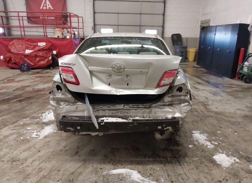 Photo 17 of 2010 Toyota Camry LE (VIN 4T1BF3EK3AU113109)