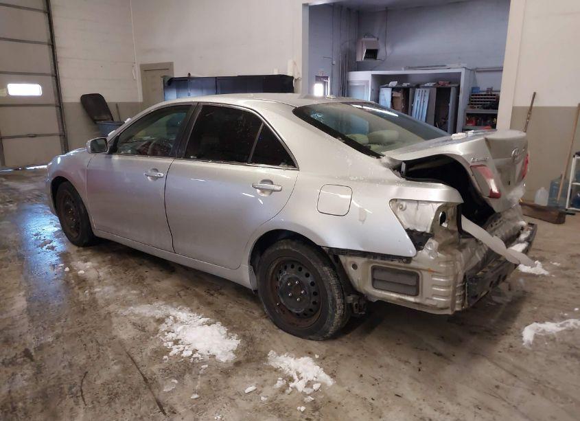 Photo 3 of 2010 Toyota Camry LE (VIN 4T1BF3EK3AU113109)