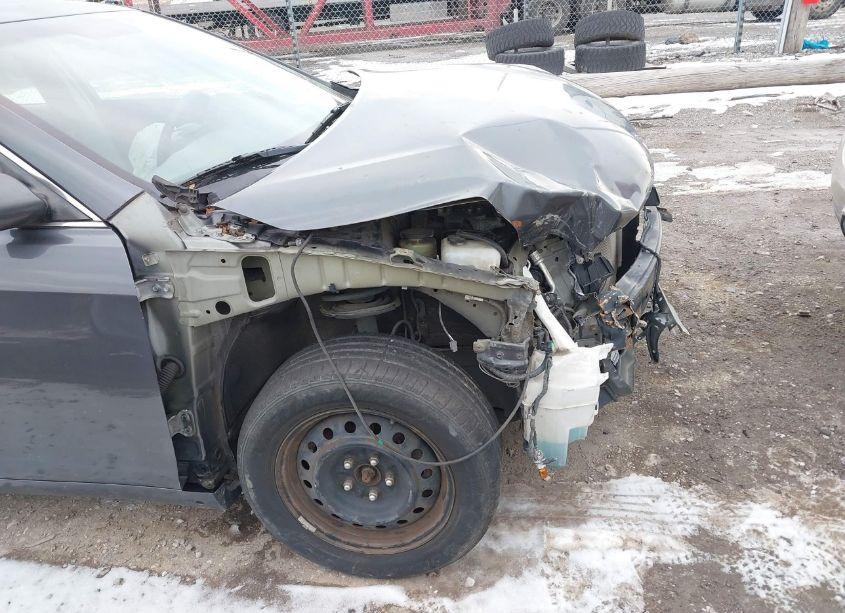 Photo 12 of 2010 Toyota Camry LE (VIN 4T1BF3EK3AU113658)