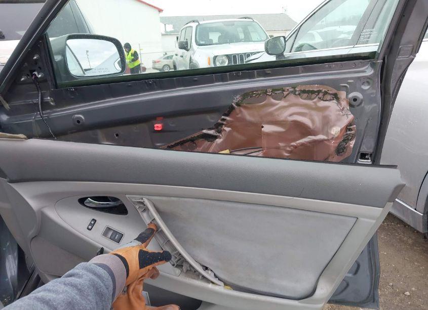 Photo 15 of 2010 Toyota Camry LE (VIN 4T1BF3EK3AU113658)