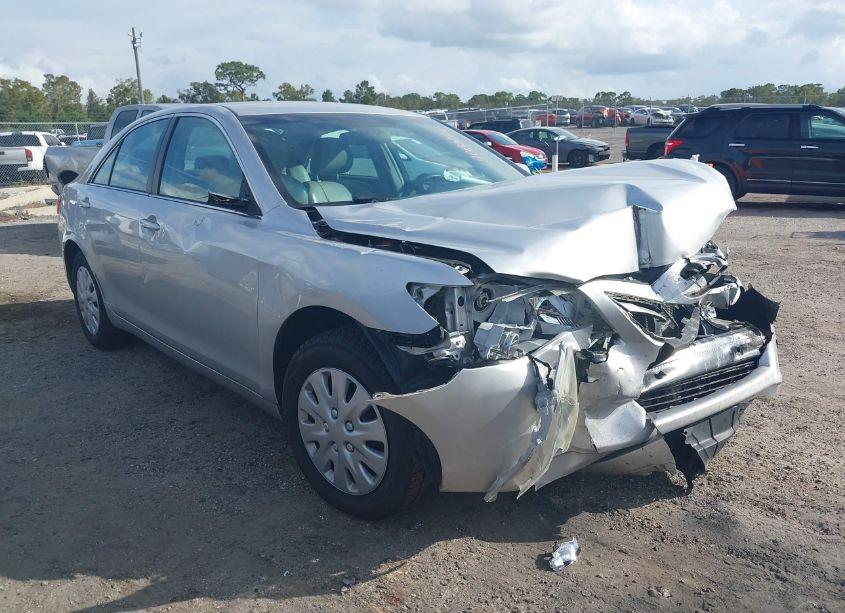 2010 Toyota Camry LE (VIN 4T1BF3EK3AU116897) main photo
