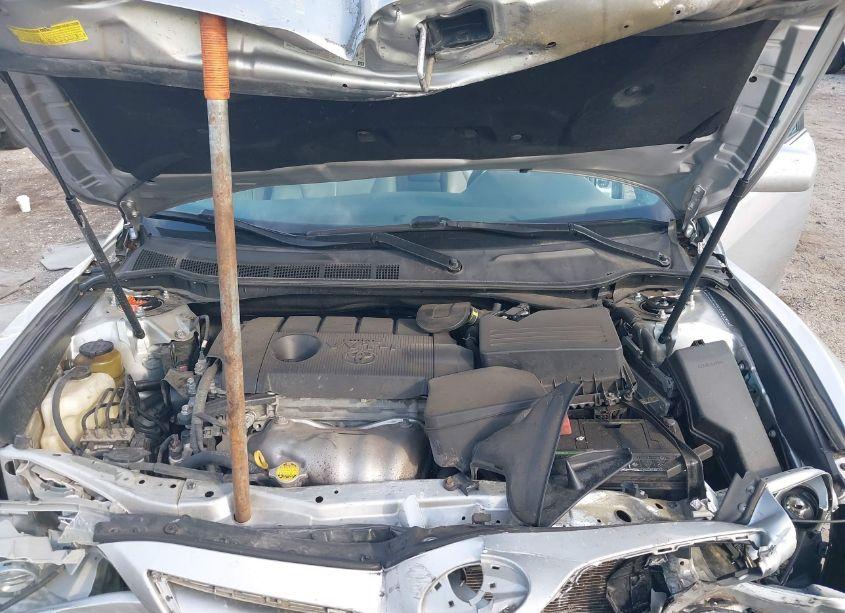 Photo 10 of 2010 Toyota Camry LE (VIN 4T1BF3EK3AU116897)