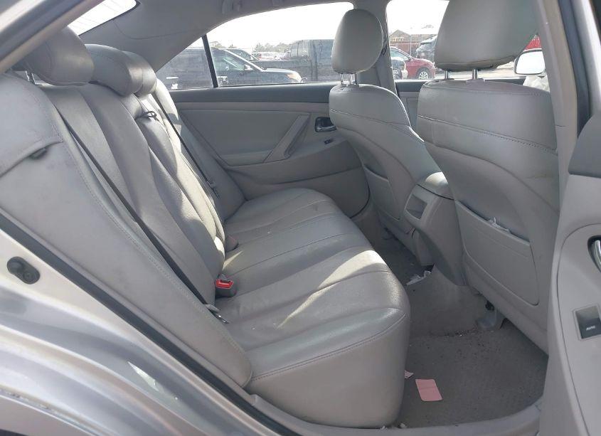 Photo 8 of 2010 Toyota Camry LE (VIN 4T1BF3EK3AU116897)