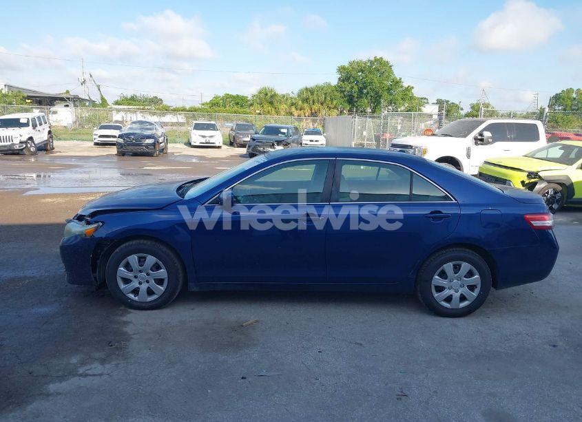 Photo 14 of 2010 Toyota Camry LE (VIN 4T1BF3EK3AU521156)