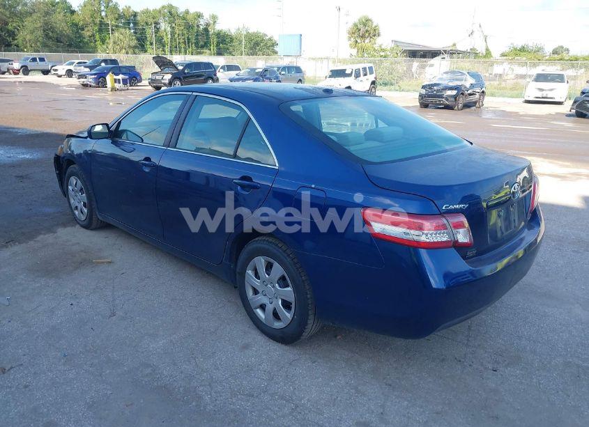 Photo 3 of 2010 Toyota Camry LE (VIN 4T1BF3EK3AU521156)