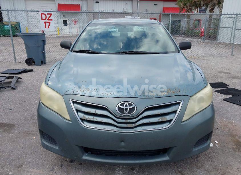 Photo 6 of 2010 Toyota Camry LE (VIN 4T1BF3EK3AU522176)