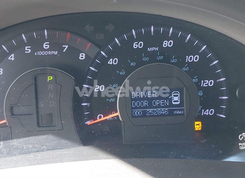 Photo 15 of 2010 Toyota Camry XLE (VIN 4T1BF3EK3AU540001)