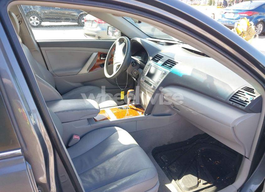 Photo 5 of 2010 Toyota Camry XLE (VIN 4T1BF3EK3AU540001)