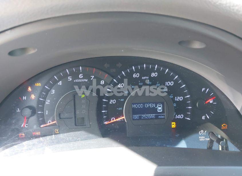 Photo 7 of 2010 Toyota Camry XLE (VIN 4T1BF3EK3AU540001)