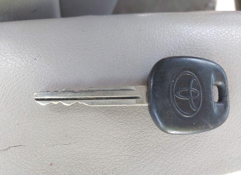 Photo 11 of 2010 Toyota Camry (VIN 4T1BF3EK3AU541441)