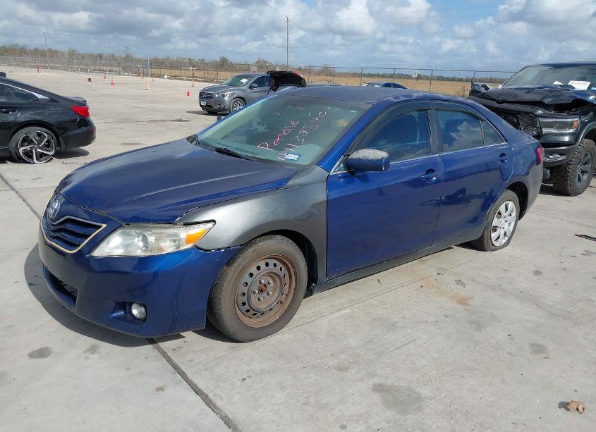 Photo 2 of 2010 Toyota Camry (VIN 4T1BF3EK3AU541441)