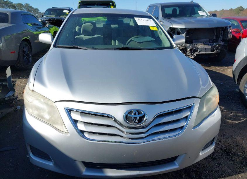 Photo 12 of 2010 Toyota Camry LE (VIN 4T1BF3EK3AU546980)