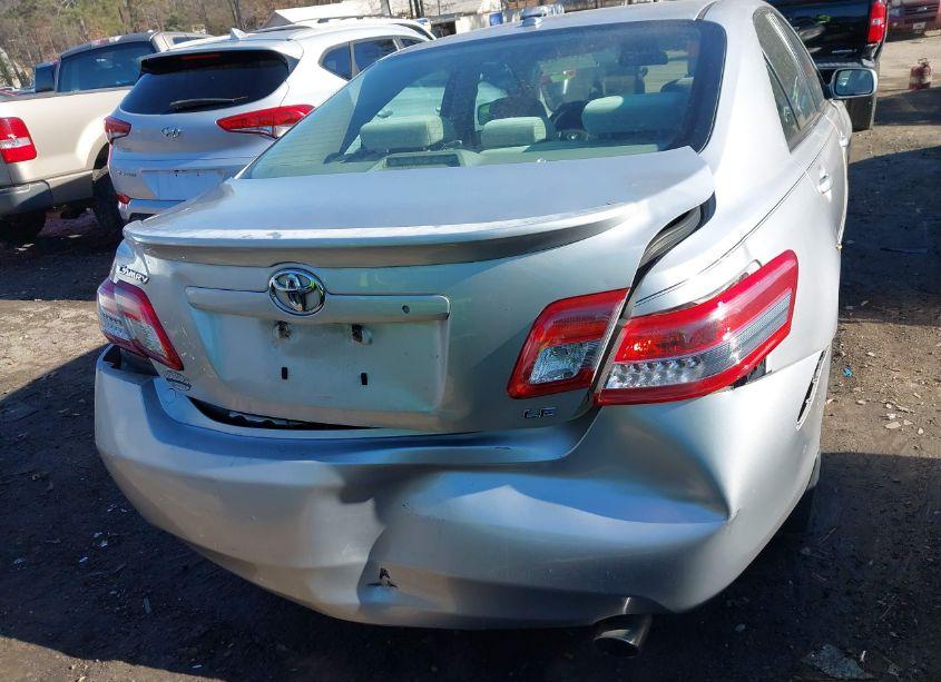 Photo 16 of 2010 Toyota Camry LE (VIN 4T1BF3EK3AU546980)