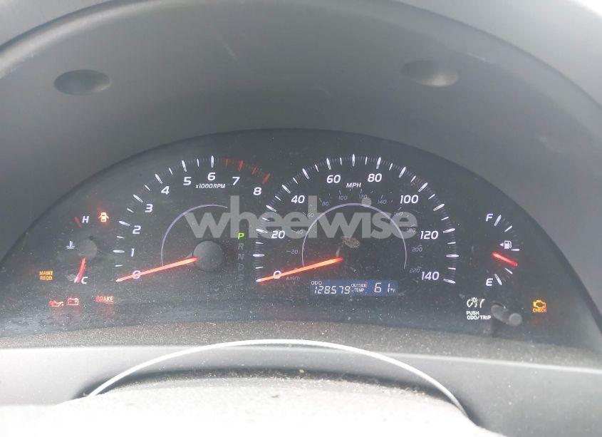 Photo 7 of 2010 Toyota Camry LE (VIN 4T1BF3EK3AU555002)