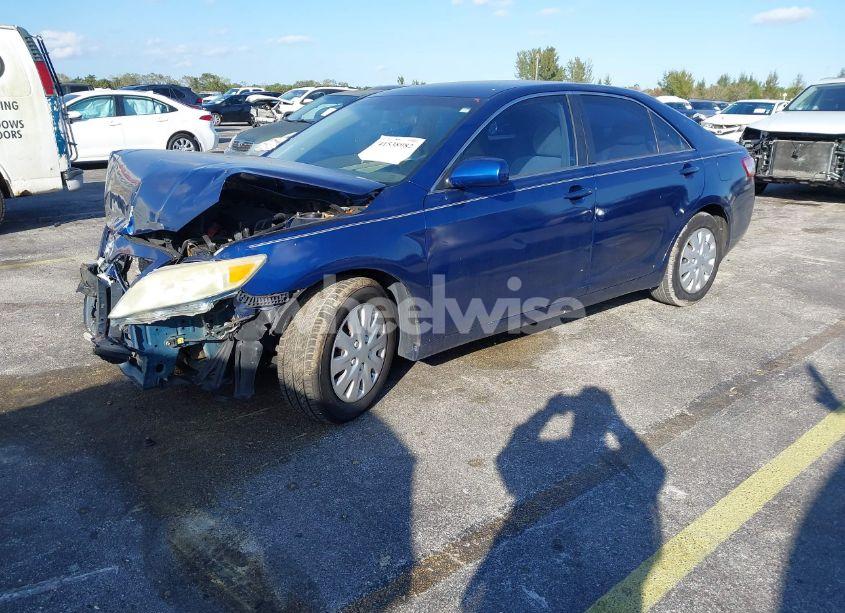 Photo 2 of 2010 Toyota Camry (VIN 4T1BF3EK3AU558739)