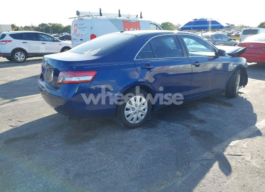 Photo 4 of 2010 Toyota Camry (VIN 4T1BF3EK3AU558739)