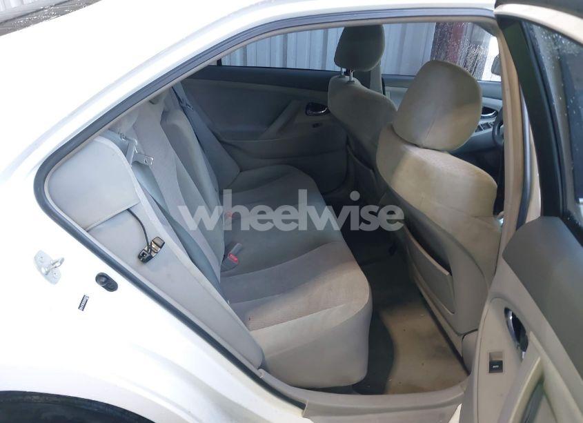 Photo 8 of 2010 Toyota Camry LE (VIN 4T1BF3EK3AU562631)