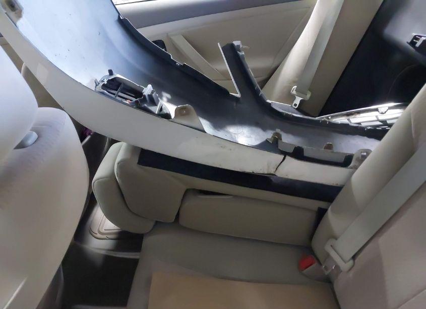 Photo 12 of 2010 Toyota Camry LE (VIN 4T1BF3EK3AU571703)