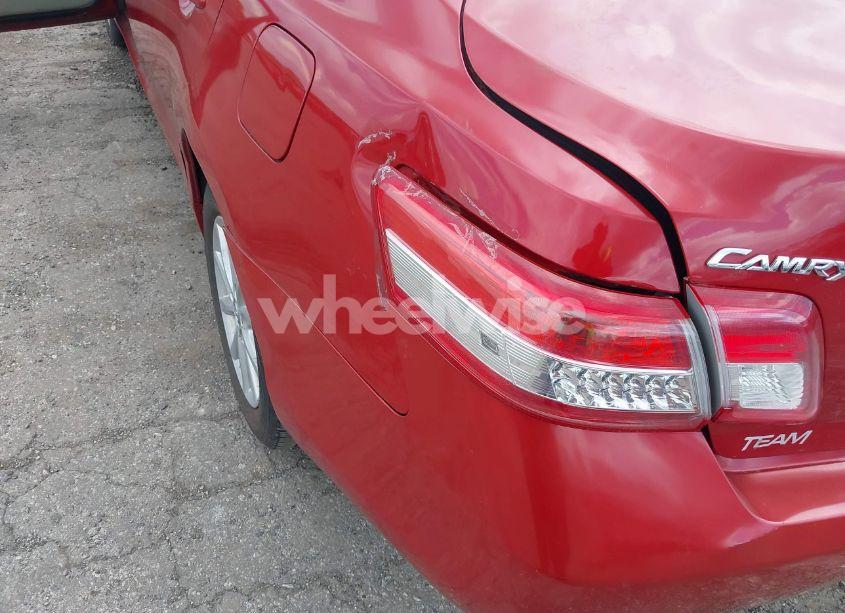 Photo 12 of 2011 Toyota Camry XLE (VIN 4T1BF3EK3BU117758)
