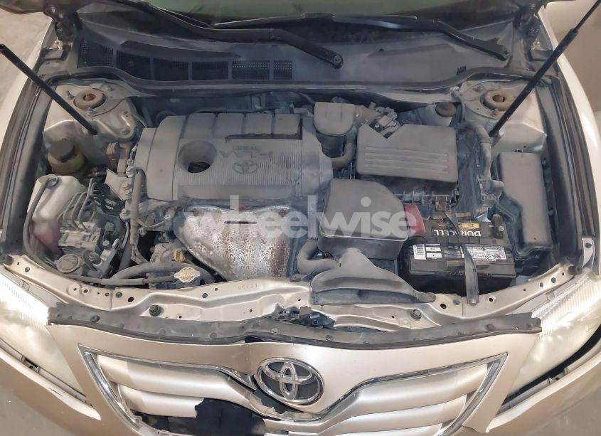 Photo 10 of 2011 Toyota Camry LE (VIN 4T1BF3EK3BU127710)