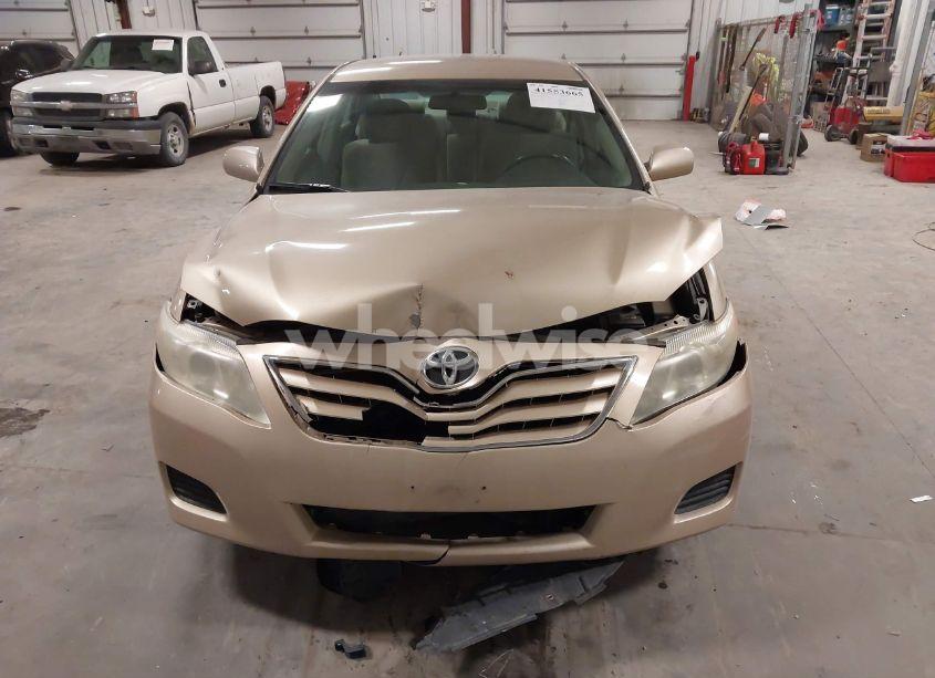 Photo 13 of 2011 Toyota Camry LE (VIN 4T1BF3EK3BU127710)