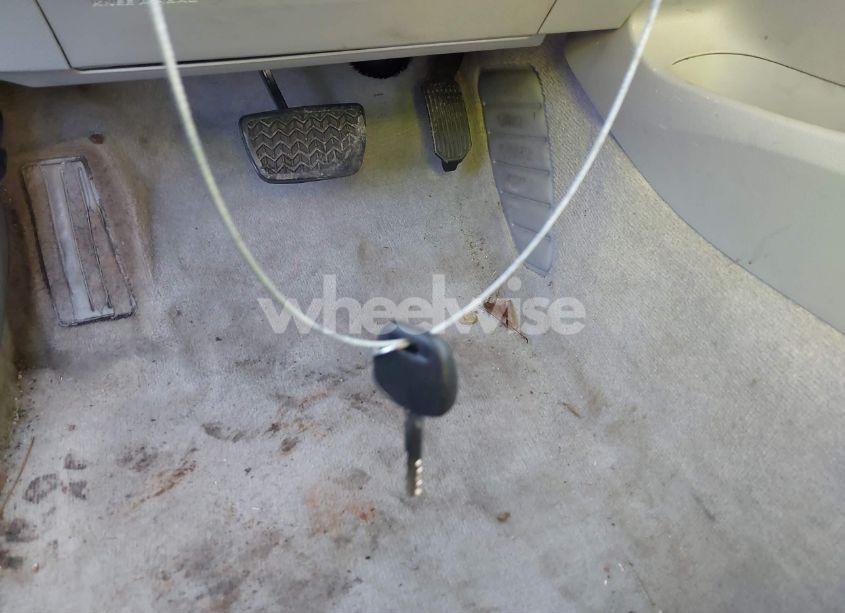 Photo 11 of 2011 Toyota Camry LE (VIN 4T1BF3EK3BU136312)