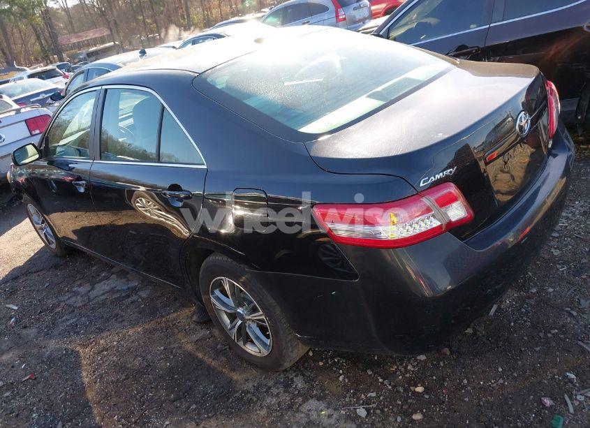 Photo 3 of 2011 Toyota Camry LE (VIN 4T1BF3EK3BU136312)