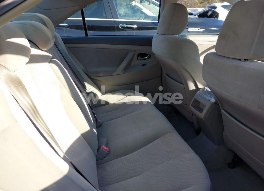 Photo 8 of 2011 Toyota Camry LE (VIN 4T1BF3EK3BU136312)